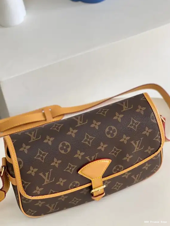 AAA Pruses Bags VUITTON SOLOGNE VINTAGE LOUIS 0524